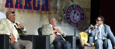Aaron recalls Negro Leagues at gala in KC | MLB.com