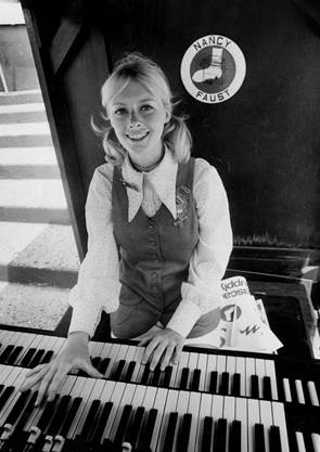 Nancy Faust, organist for the White Sox, at Comisky Park on June 5, 1971.