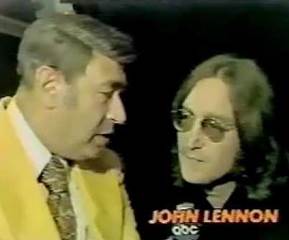 John Lennon talks about football with Howard Cossell - YouTube