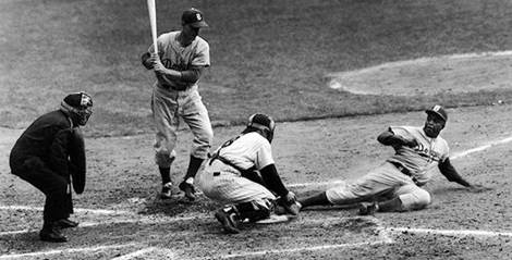 This Day In Dodgers History: Jackie Robinson Steals Home In Game 1 Of 1955 World  Series