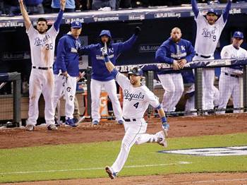 Royals win long, weird, delayed Game 1 - The San Francisco Examiner