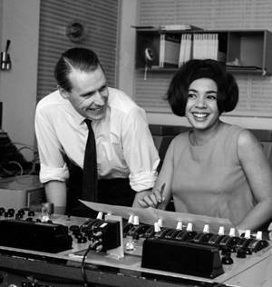 Abbey Road 90 The Story Behind Shirley Bassey's 'Goldfinger'  The Start of Abbey Road's Relationship with 'Bond'.png