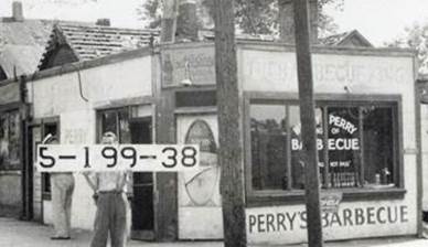 Perry's restaurant at 19th and Highland, 1940.