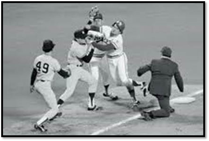 Baseball In Pics - George Brett and Graig Nettles get into it after Brett's  hard slide during game 5 of the 1977 ALCS | Facebook