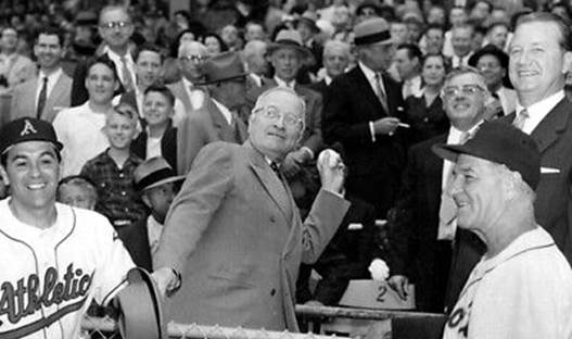 Harry Truman Throws 1st Pitch at Kansas City A's First Game April 12, 1955  Photo | eBay