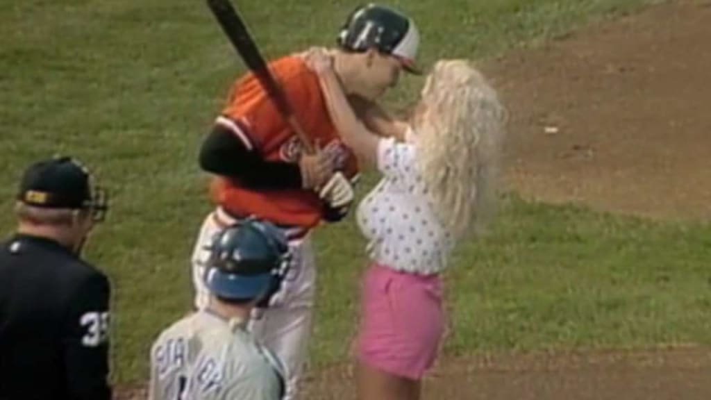 Morganna kisses Cal in Baltimore